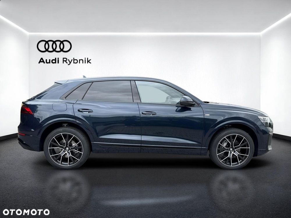 Audi Q8 - 7