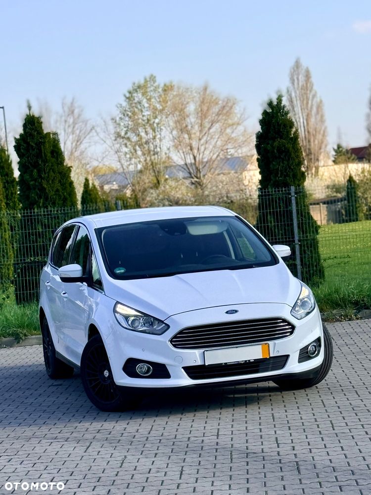 Ford S-Max 2.0 EcoBlue Titanium - 1