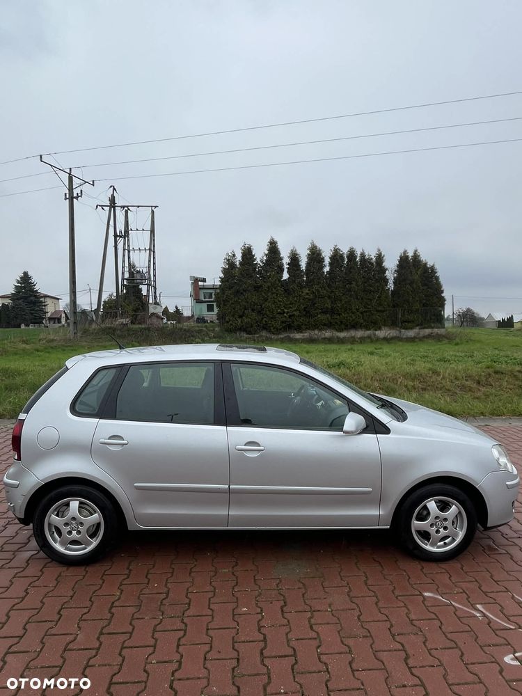 Volkswagen Polo 1.4 16V Comfortline - 7