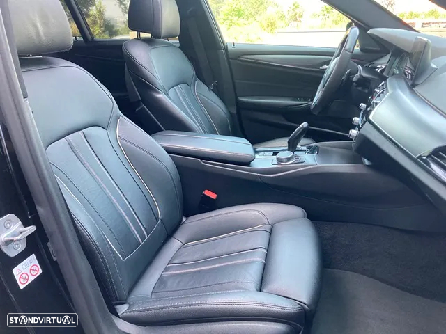 BMW M550d xDrive Auto - 50