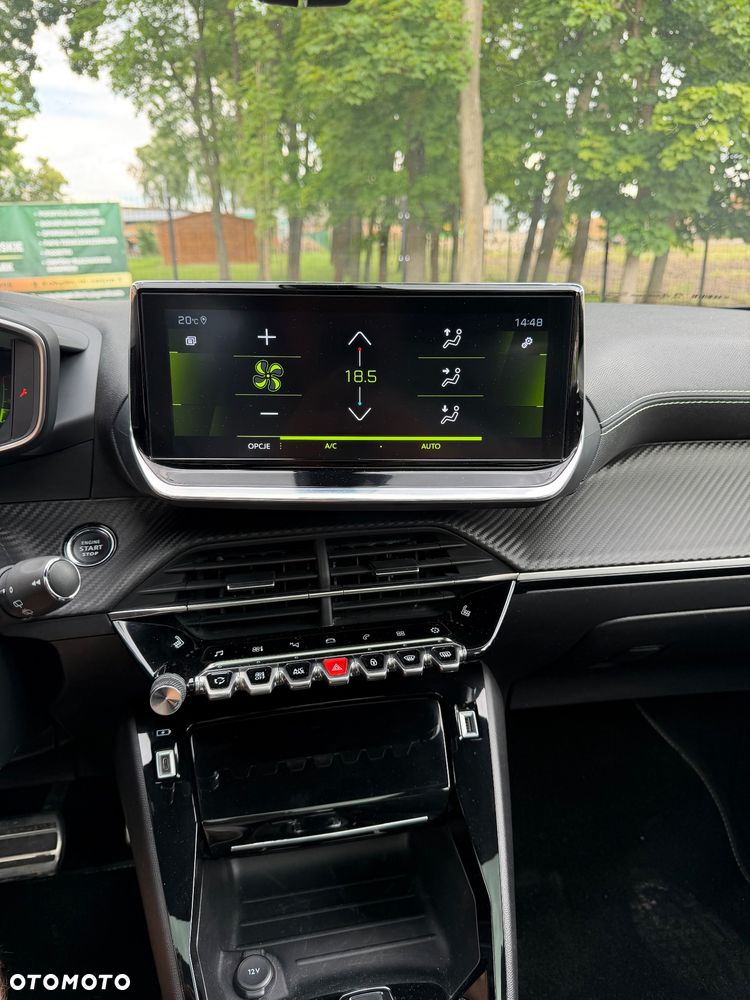 Peugeot 2008 1.2 PureTech GT S&S EAT8 - 17