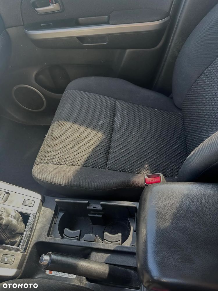 Suzuki Grand Vitara - 4