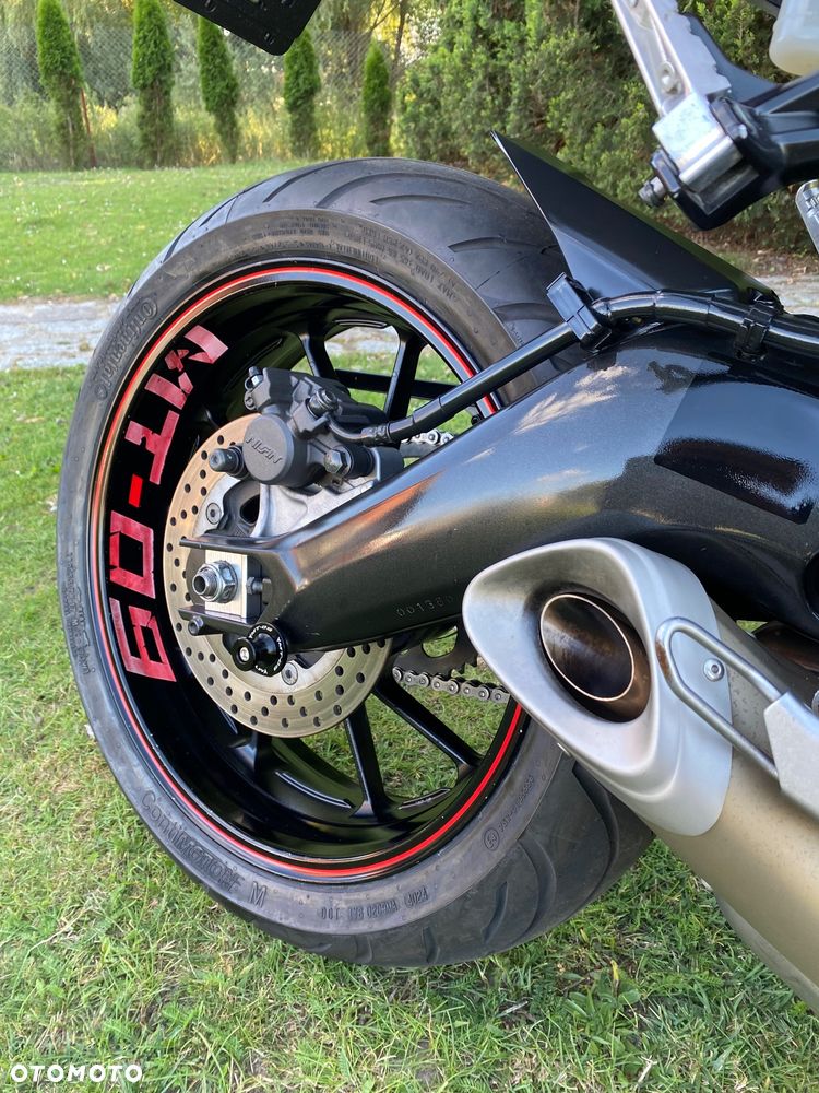 Yamaha MT - 15