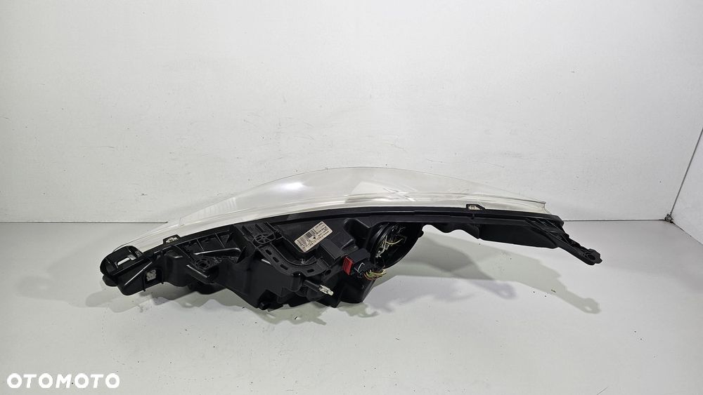 Peugeot 207 lampa przód przednia prawa soczewka europa - 7