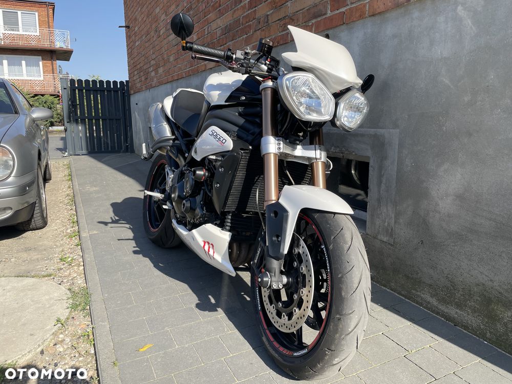 Triumph Speed Triple - 4
