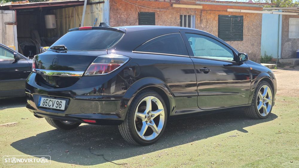Opel Astra GTC 1.9 CDTI - 5