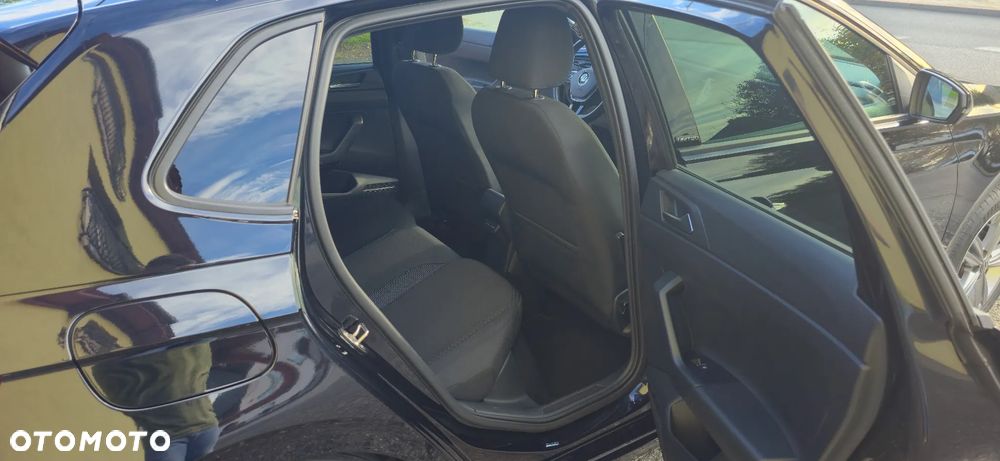 Volkswagen Polo - 18