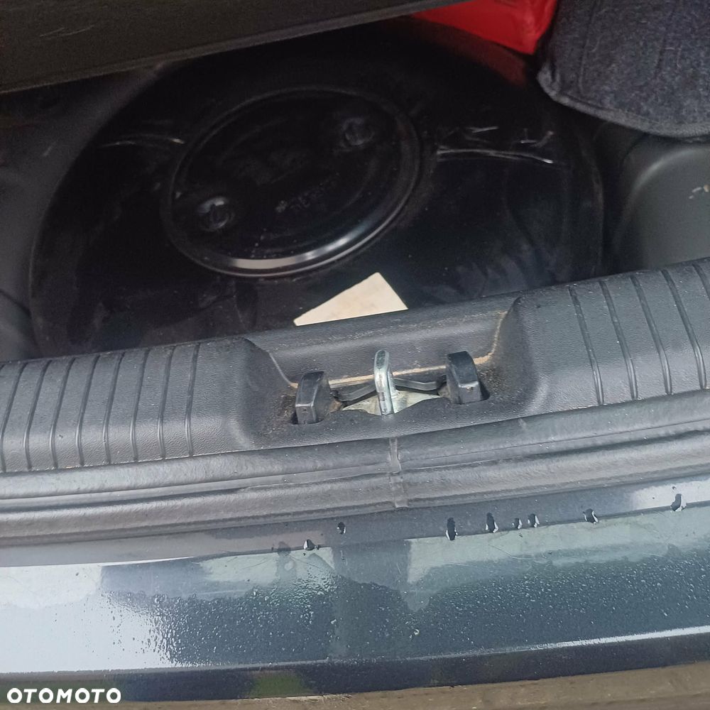 Kia Venga 1.6 L - 3
