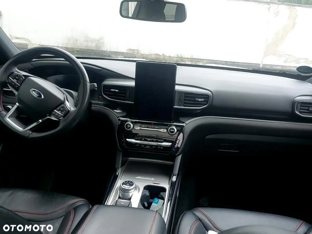 Ford Explorer EcoBoost Plug-in Hybrid ST-LINE - 3