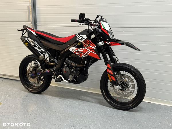 Aprilia SX