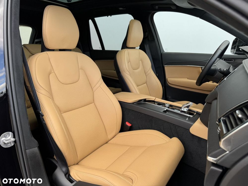 Volvo XC 90 - 13