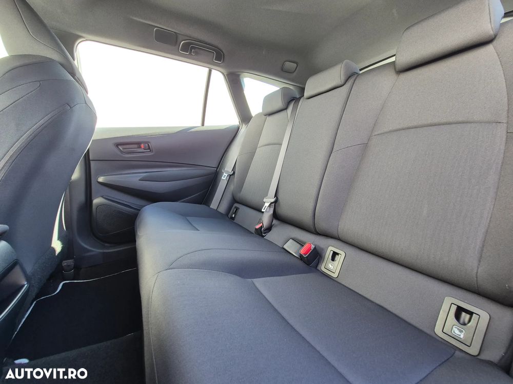 Toyota Corolla 1.8 HSD Active - 22