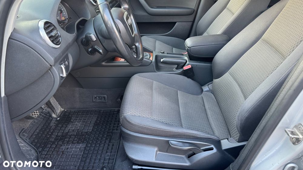 Audi A3 Sportback - 13