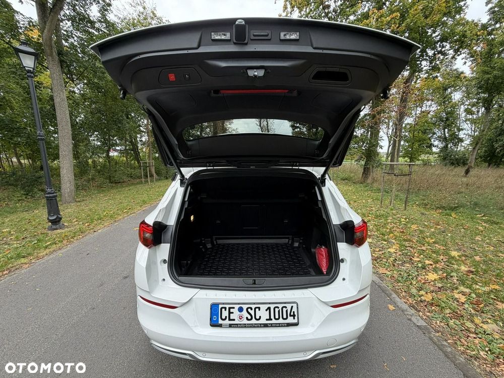 Opel Grandland - 22
