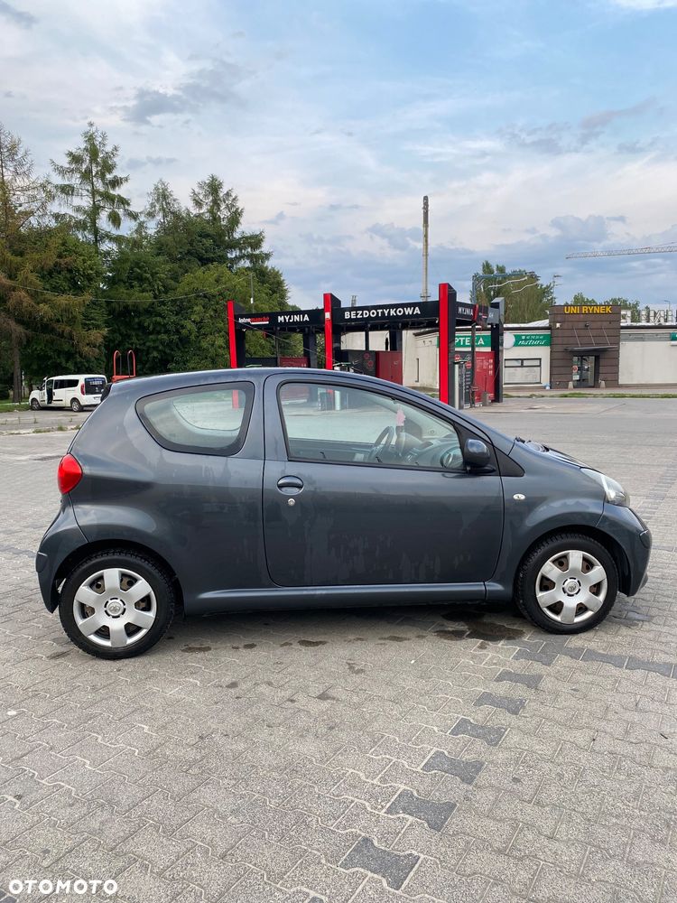 Toyota Aygo - 8