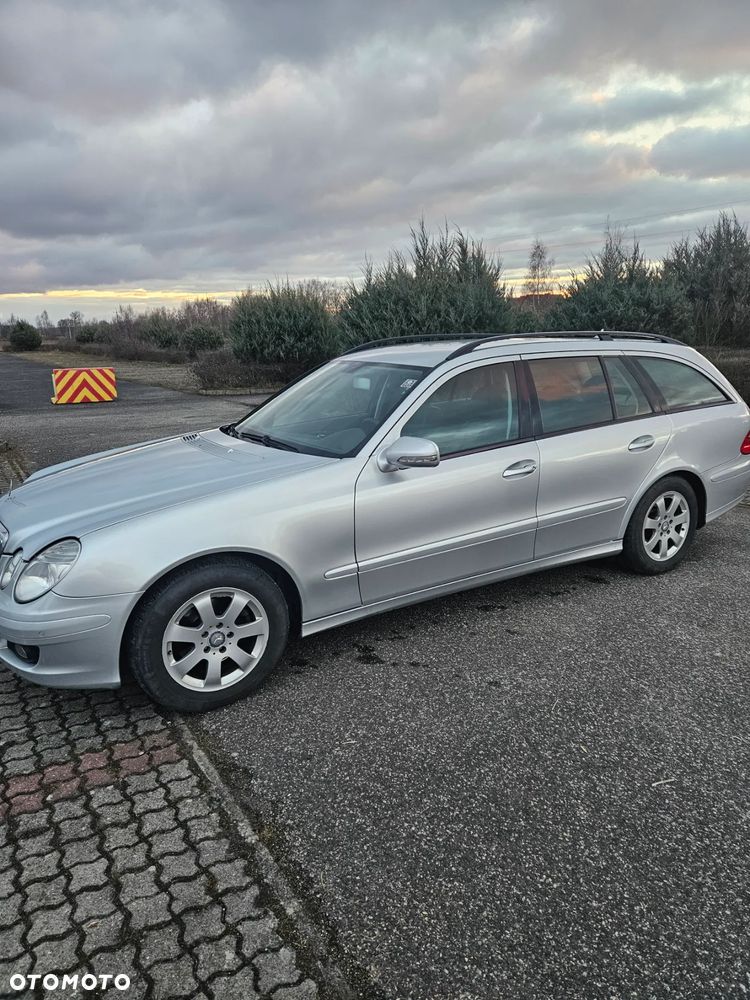 Mercedes-Benz Klasa E 280 CDI 4-Matic Avantgarde - 4