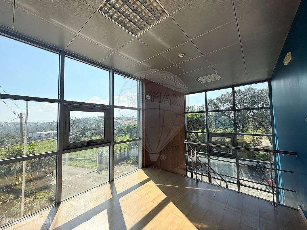 Armazém  para arrendamento - Grande imagem: 2/27