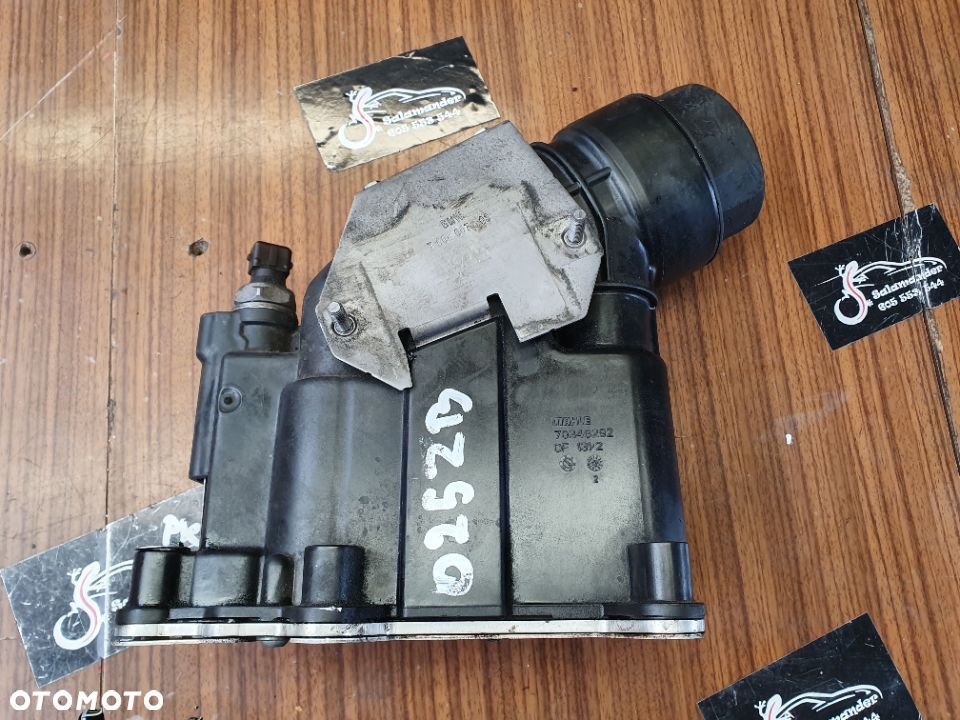 Obudowa Podstawa Filtra Oleju BMW 1 2 5 E87 E90 E81 E91 E60 2.0 D N 47 70346292 - 3