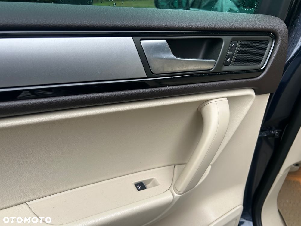 Volkswagen Touareg 3.6 V6 FSI Automatik Exclusive Edition - 18