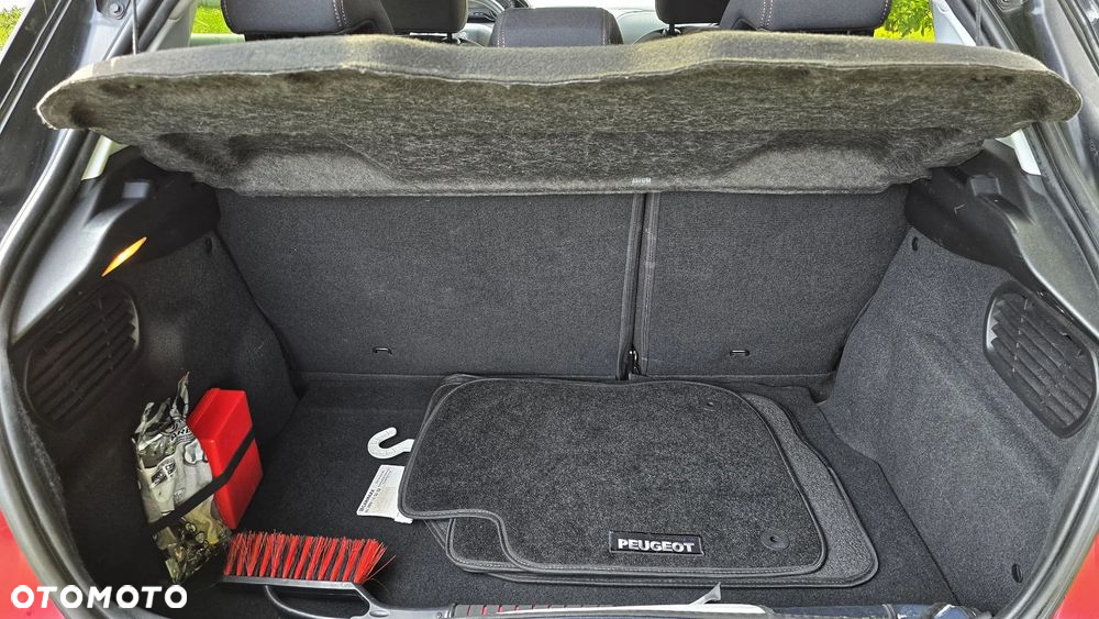 Peugeot 208 1.2 PureTech Allure - 11