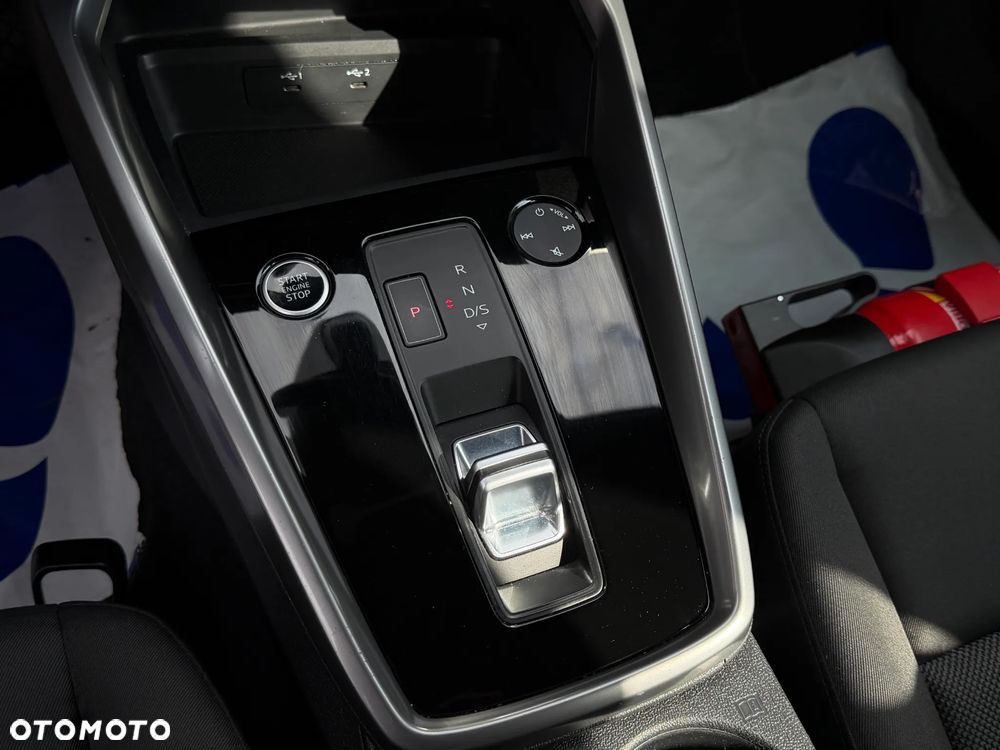Audi A3 Sportback 35 TFSI mHEV S tronic - 23