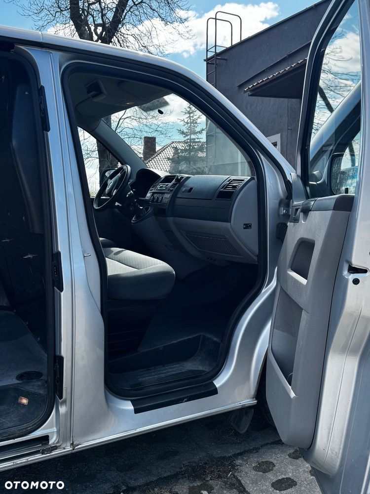 Volkswagen Transporter - 9