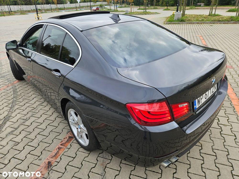 BMW Seria 5 525d - 7