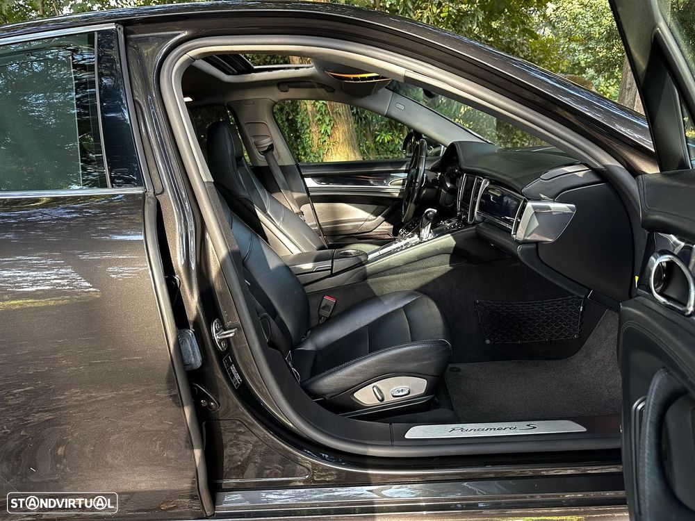 Porsche Panamera S PDK - 38