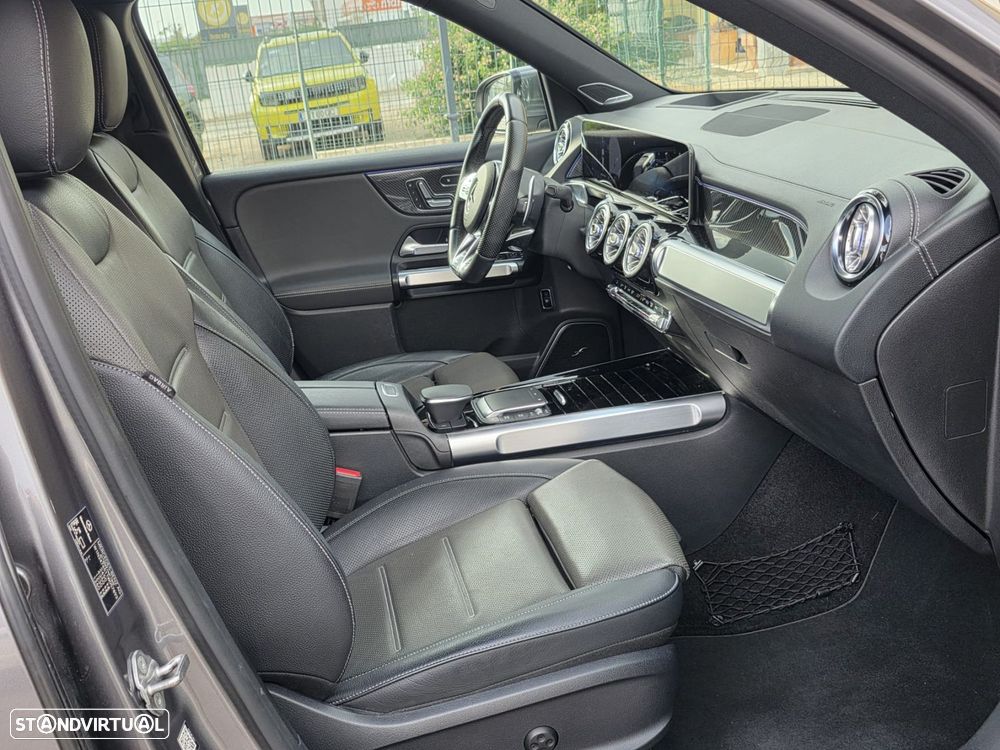 Mercedes-Benz GLB 35 AMG 4Matic - 21