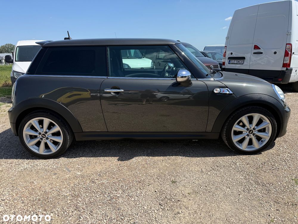MINI Cooper S Standard - 8