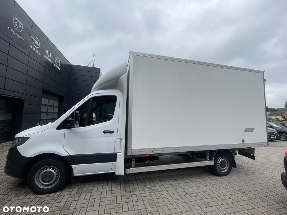 Mercedes-Benz Sprinter - 6