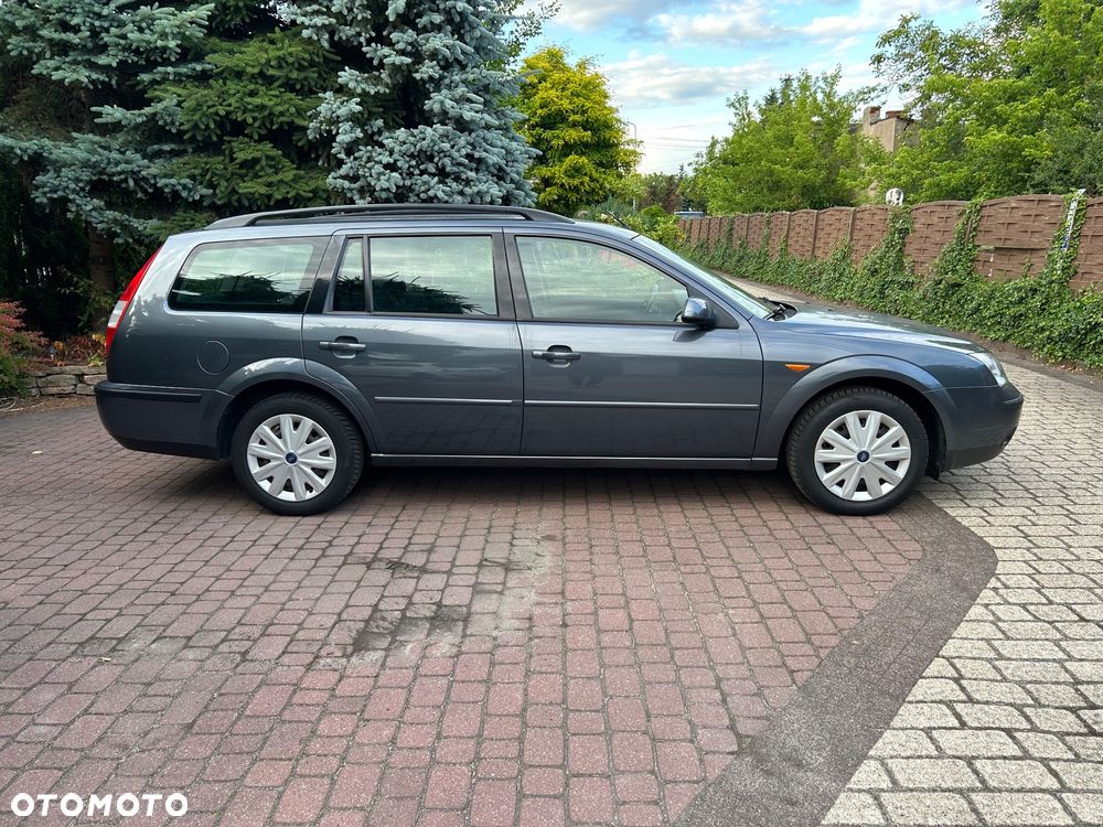 Ford Mondeo 2.0 Trend - 26