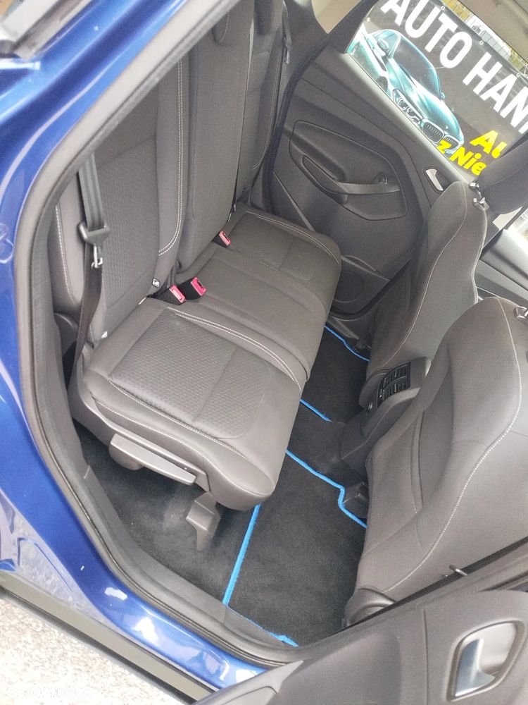 Ford Kuga - 17
