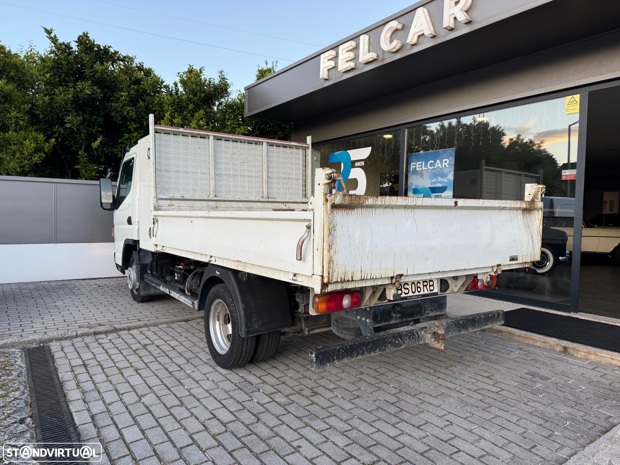 Mitsubishi Fuso Canter 3C15 - 5