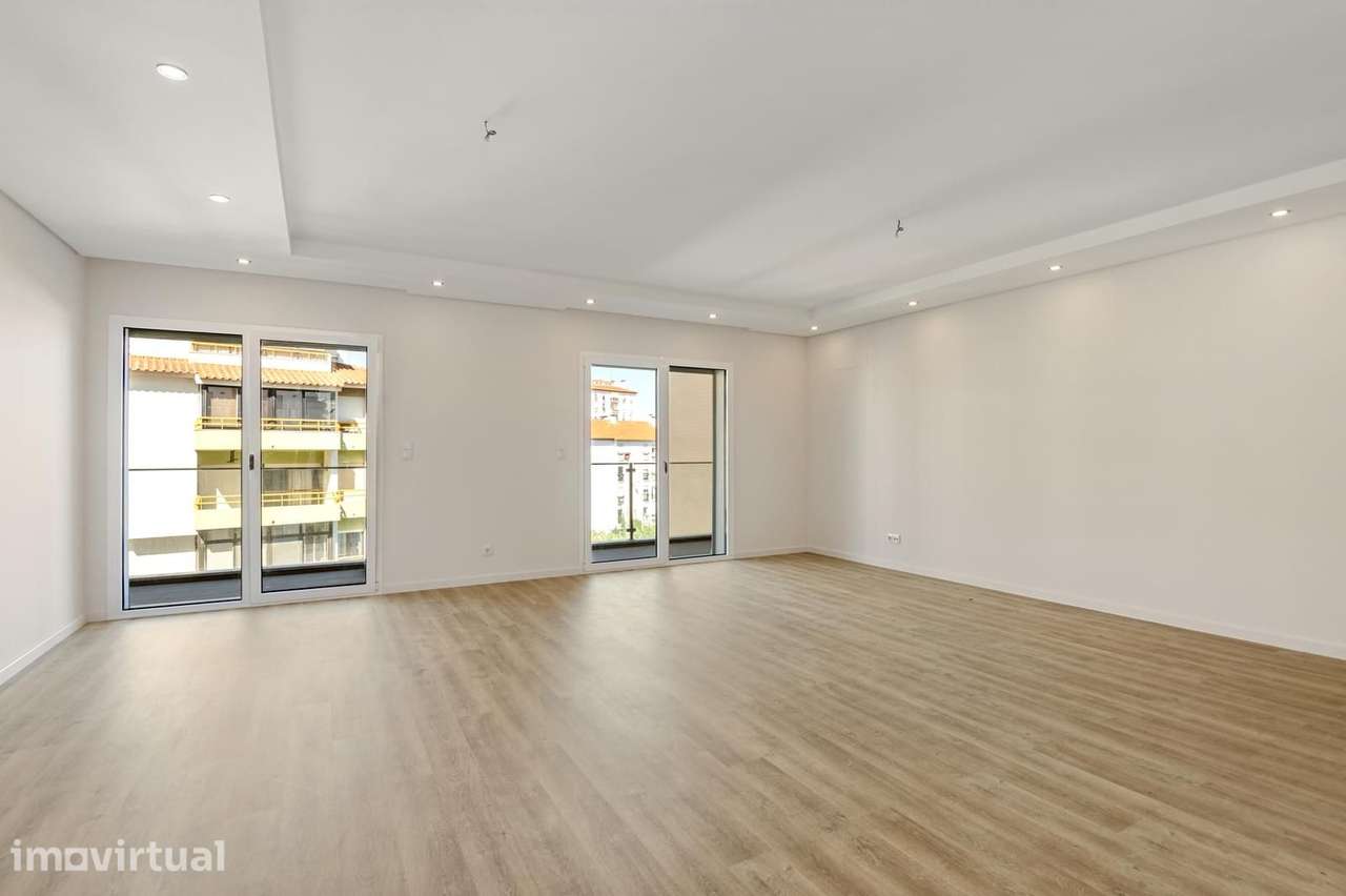 Apartamento T2 com estacionamento, Parede, Cascais - Grande imagem: 2/26