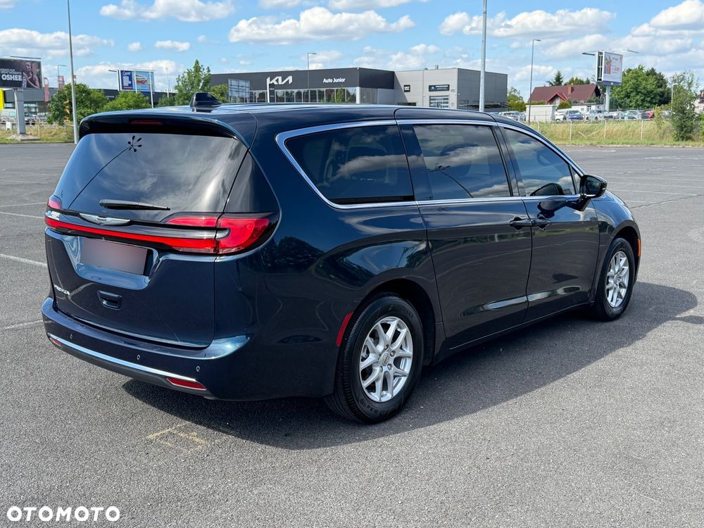 Chrysler Pacifica - 6