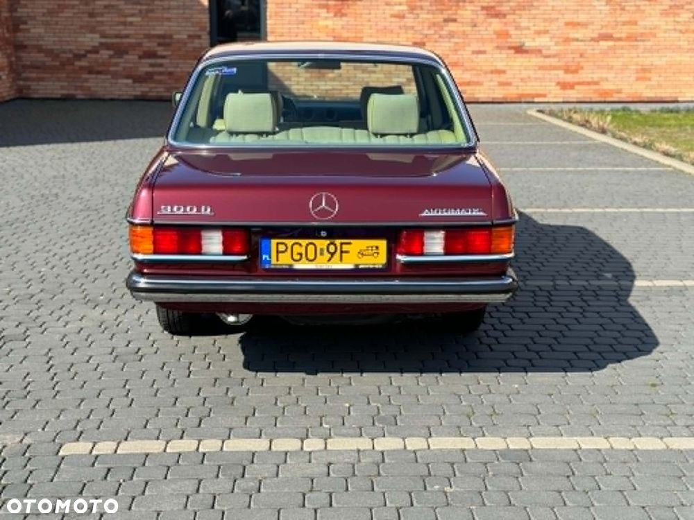 Mercedes-Benz W123 - 3