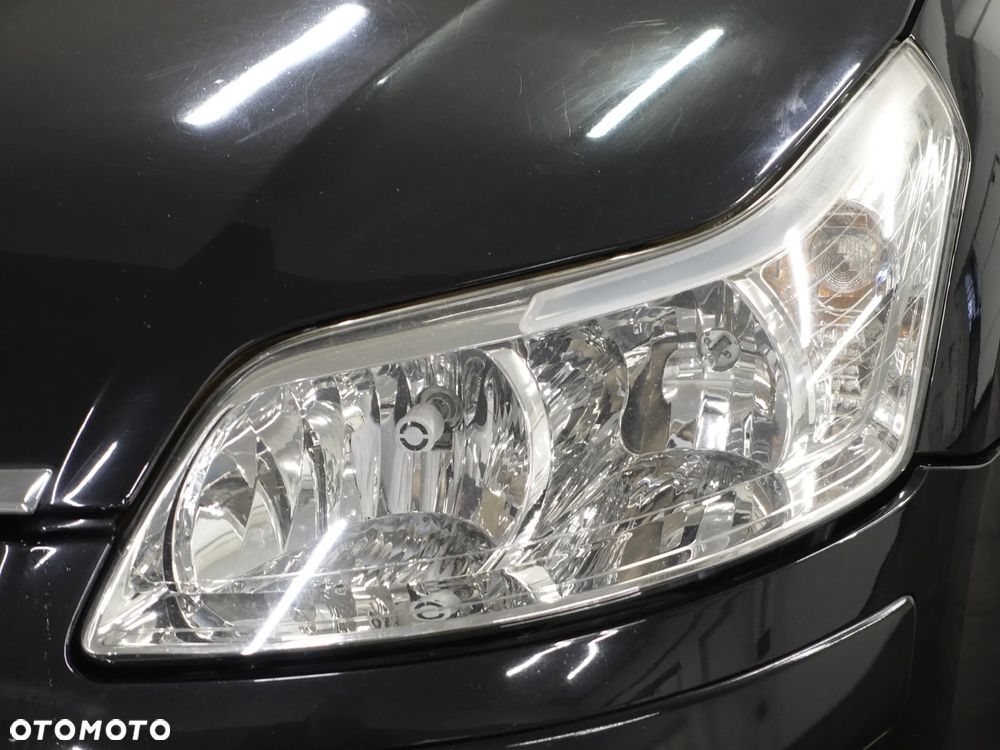 Citroën C4 1.6 HDi FAP Style - 14