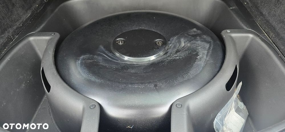 Jeep Grand Cherokee - 34