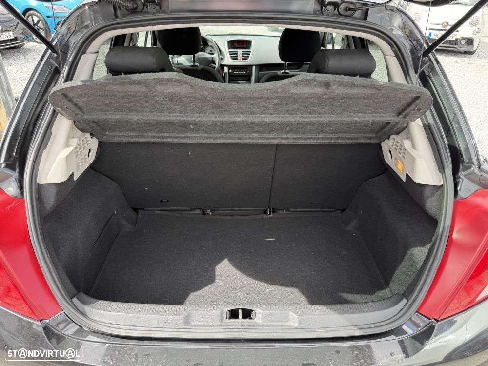 Peugeot 207 1.4 HDi Sportium - 19