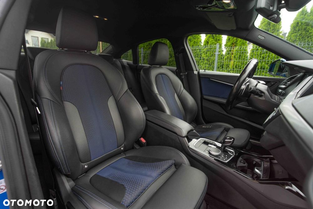 BMW Seria 2 220d M Sport - 31