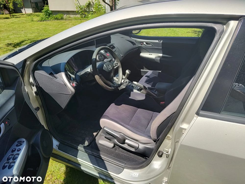 Honda Civic 1.4 Comfort - 14