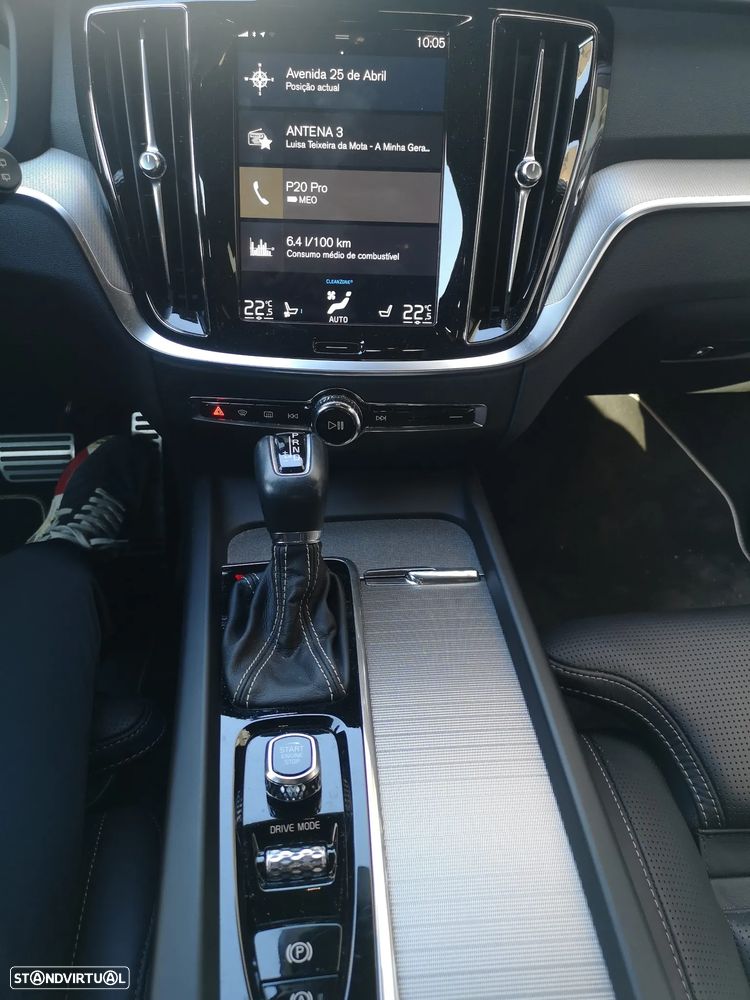 Volvo V60 2.0 D4 R-Design Geartronic - 7