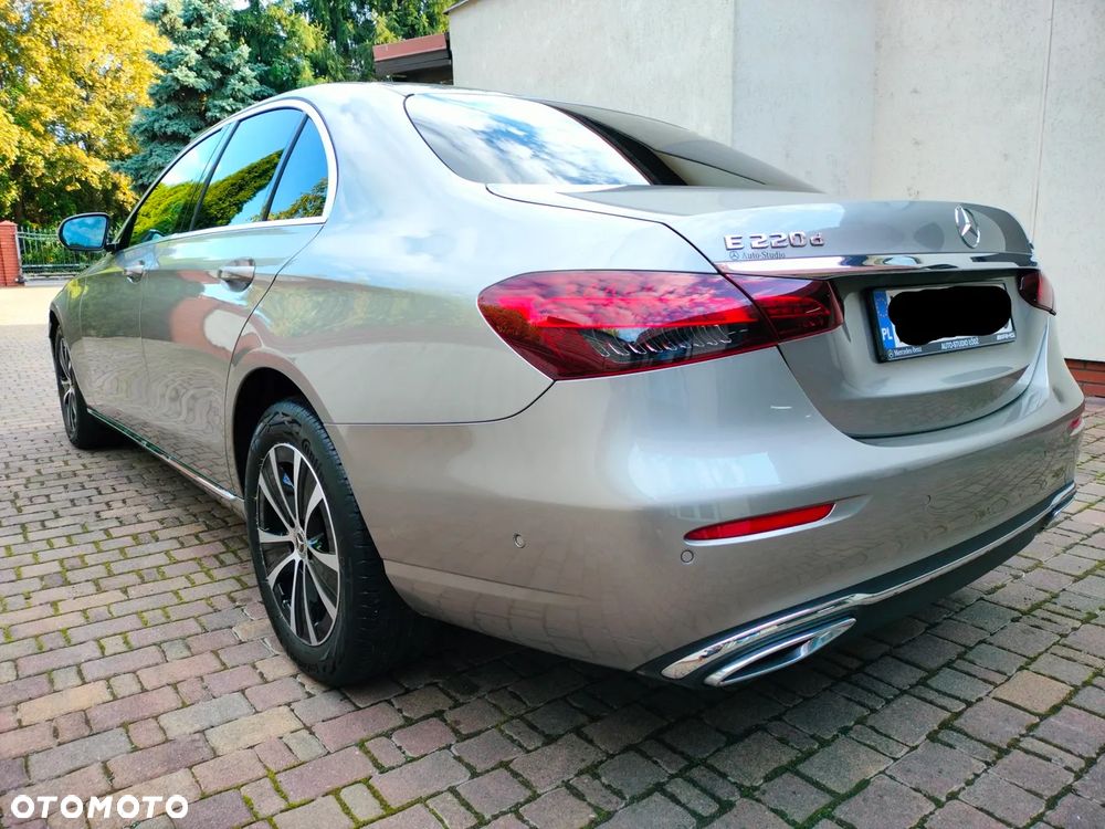 Mercedes-Benz Klasa E 220 d 4-Matic Exclusive - 6