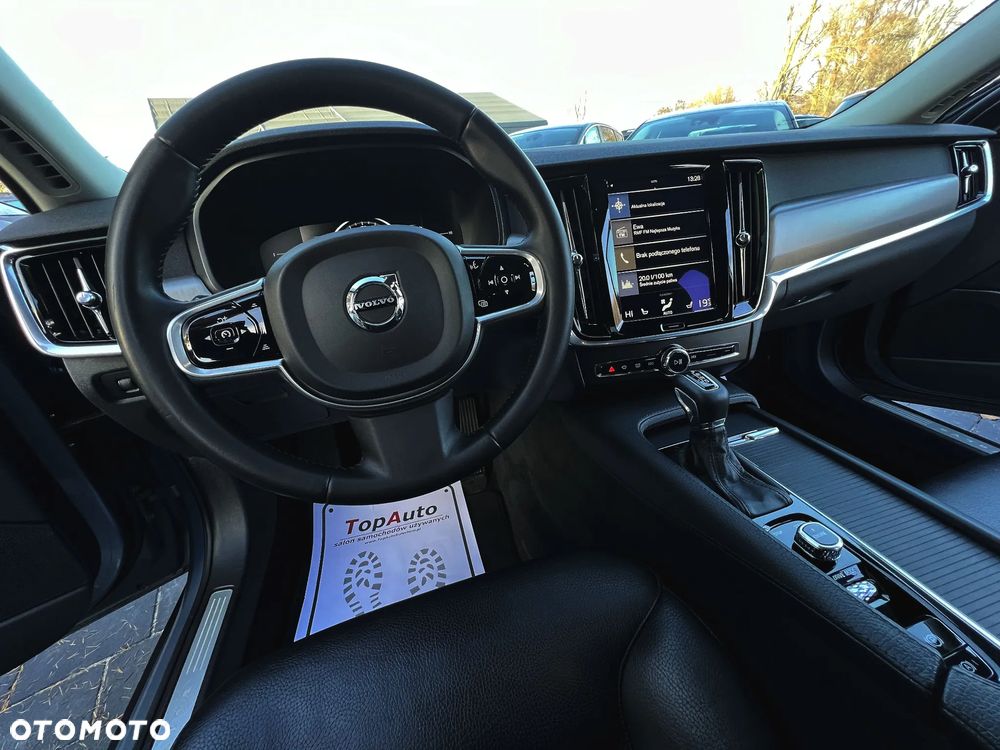 Volvo V90 D4 Geartronic Momentum - 29