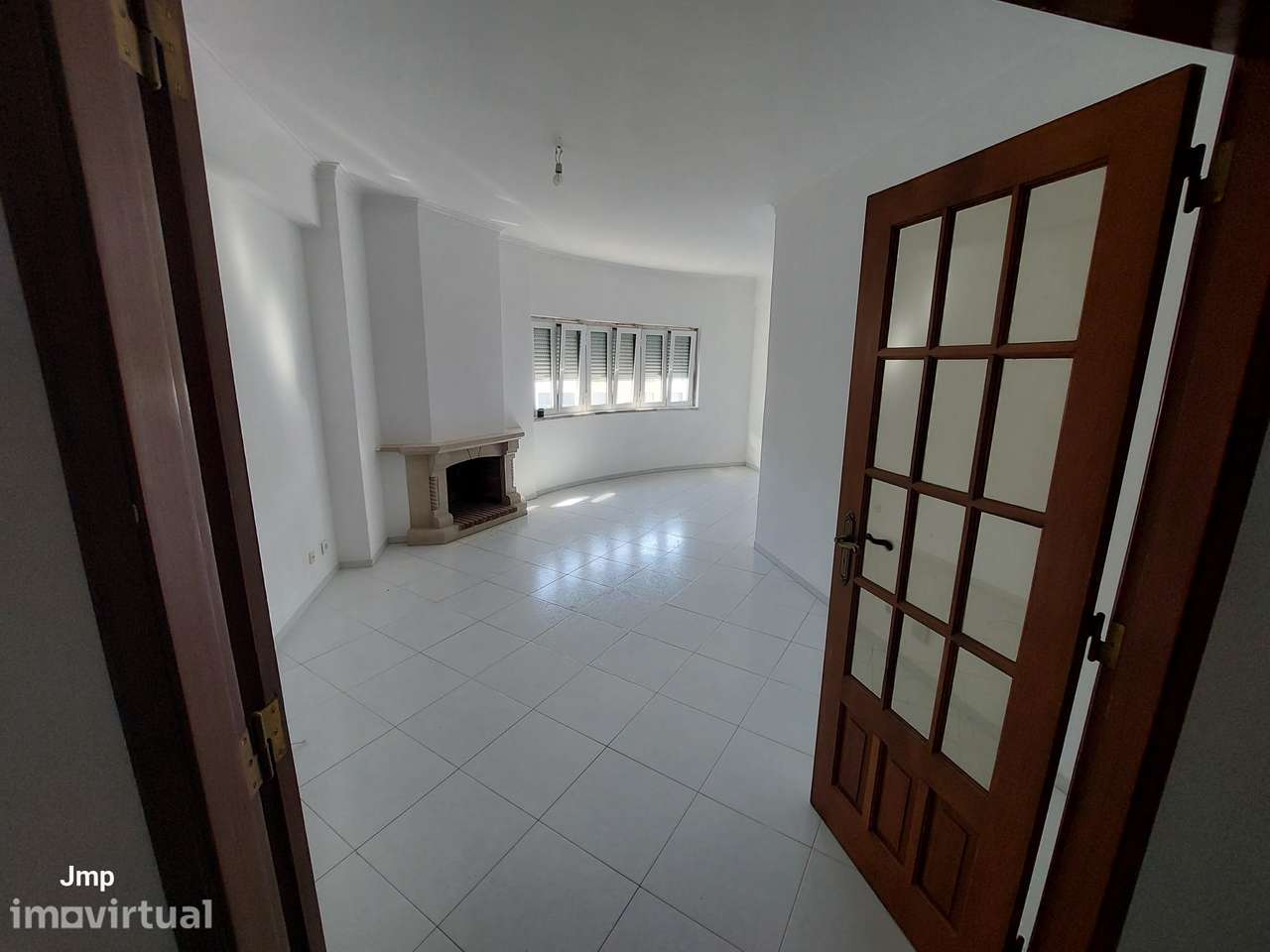 T3 com varanda, acessibilidade e 2 casas de banho - Grande imagem: 2/6