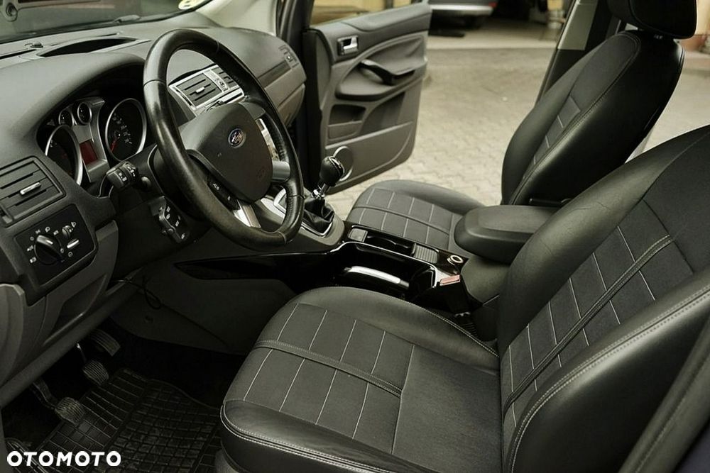 Ford Kuga 2.0 TDCi Titanium S - 12