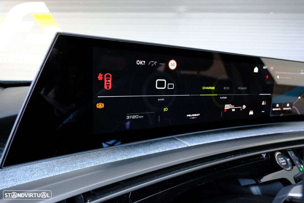 Peugeot 3008 1.2 Hybrid Allure e-DCS6 - 17