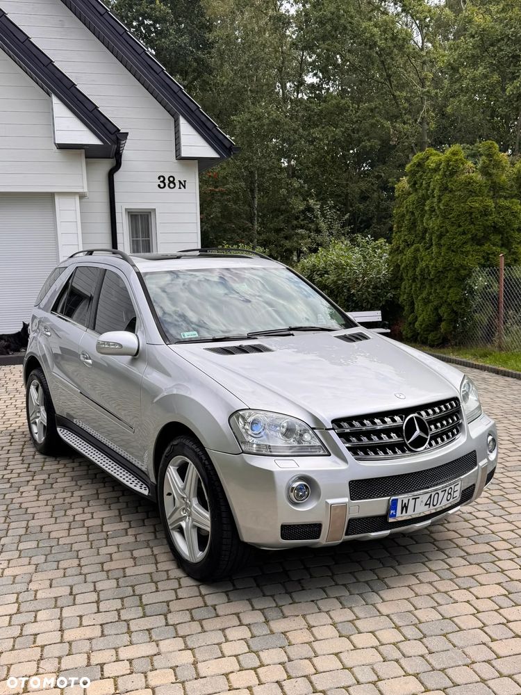 Mercedes-Benz ML 500 4-Matic - 16