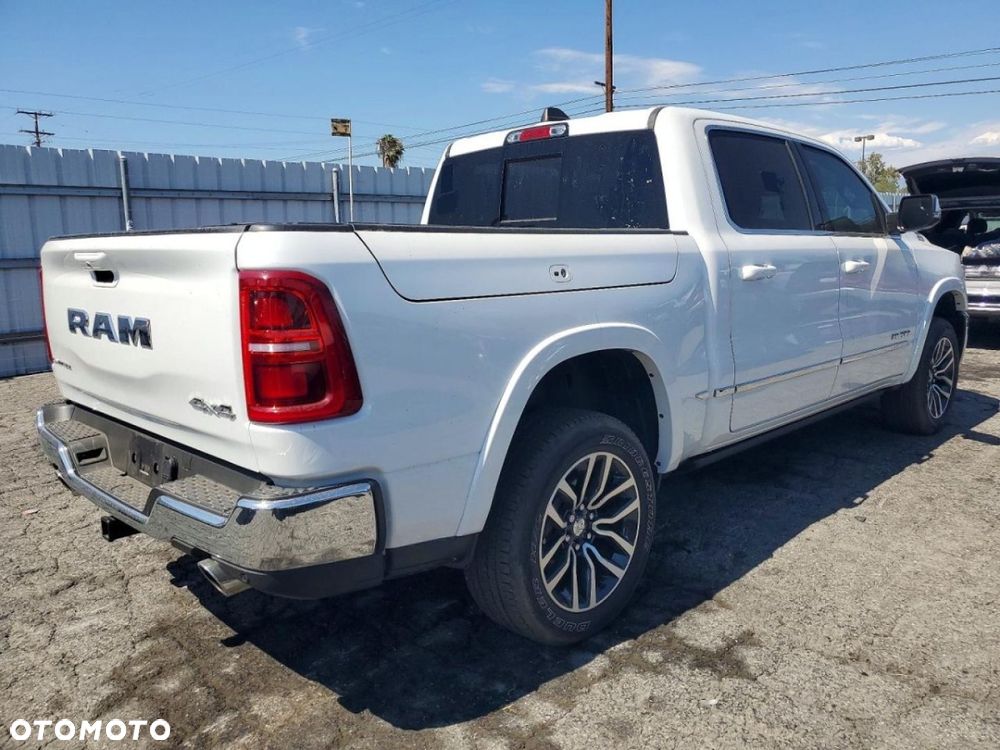 RAM 1500 - 4